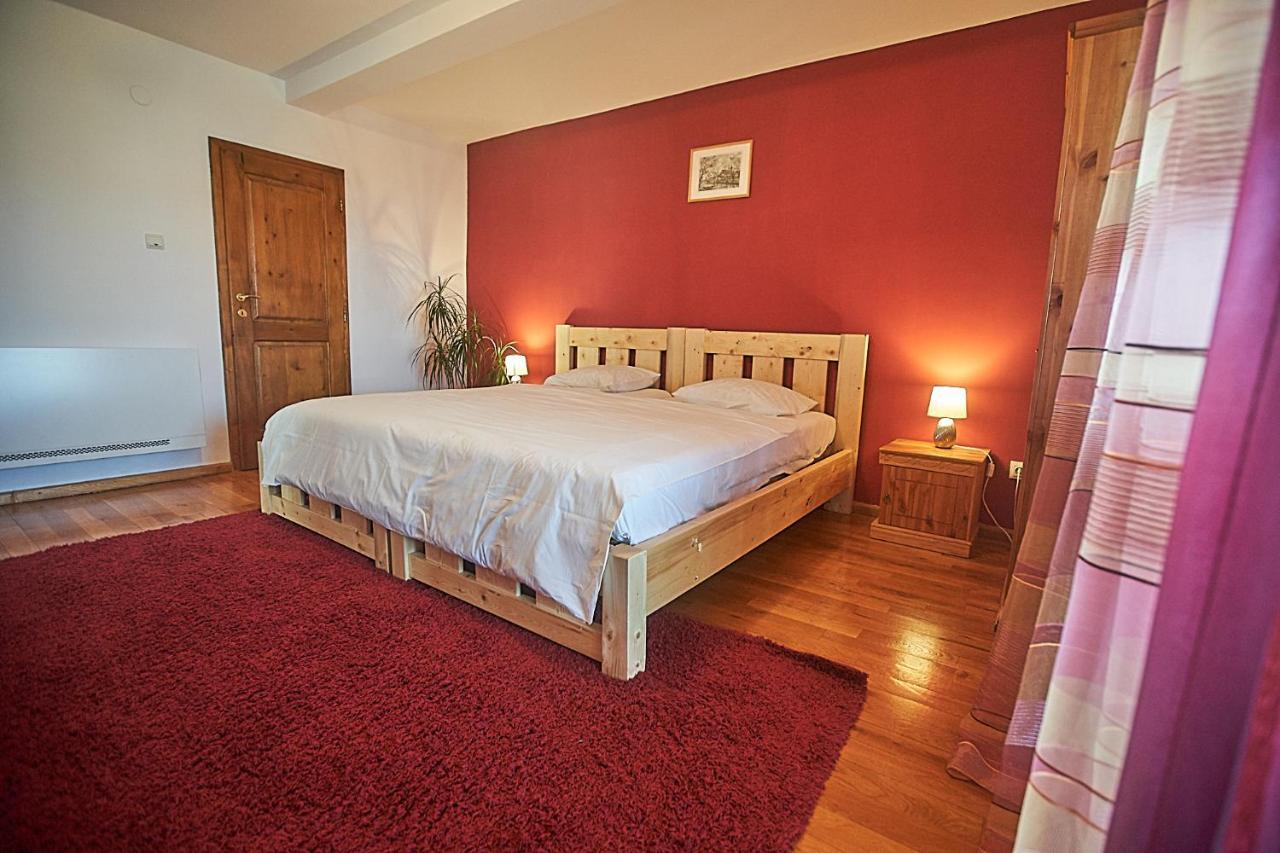 Hotel Insula Christiana Cristian  Esterno foto