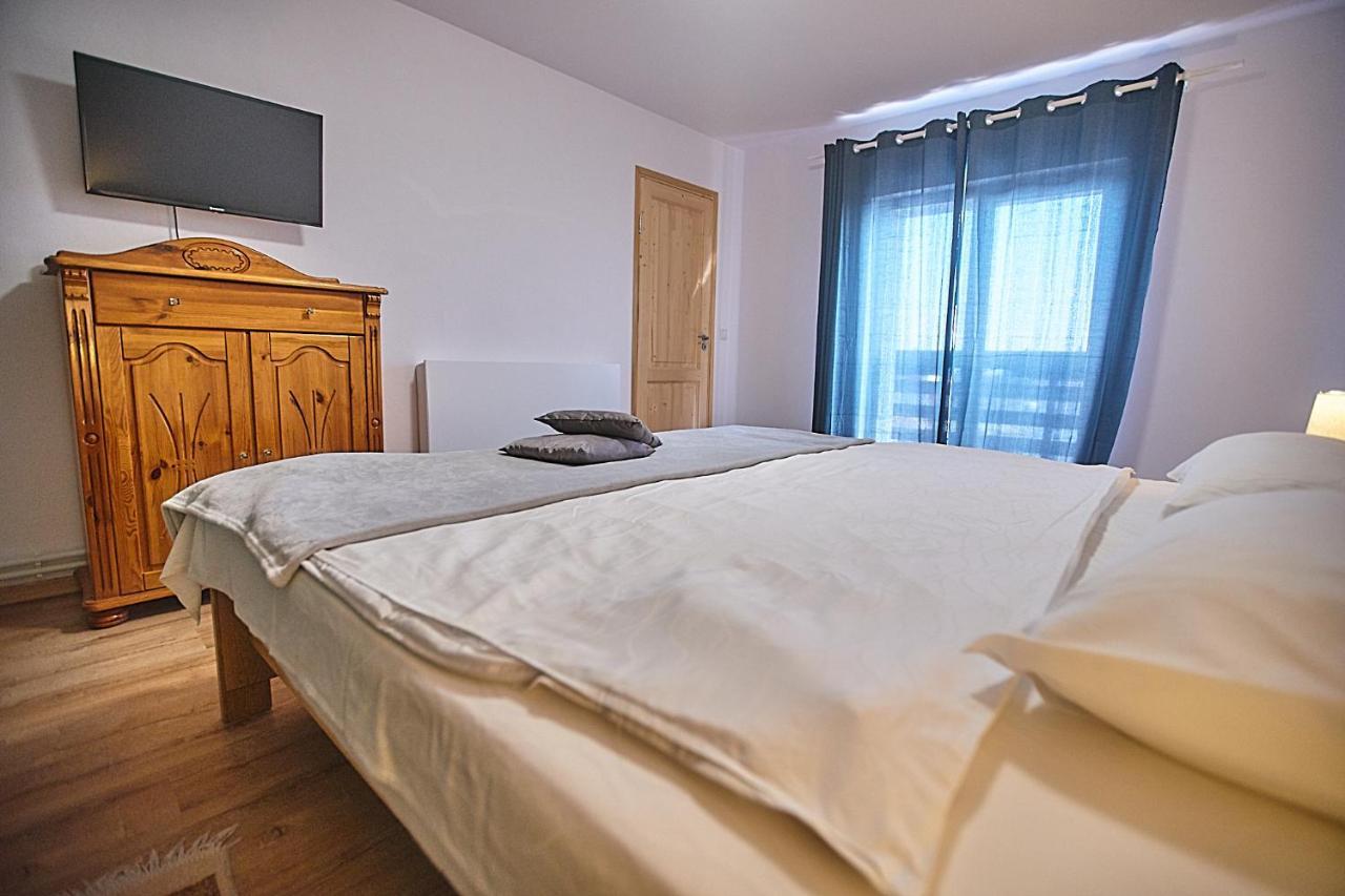 Hotel Insula Christiana Cristian  Esterno foto